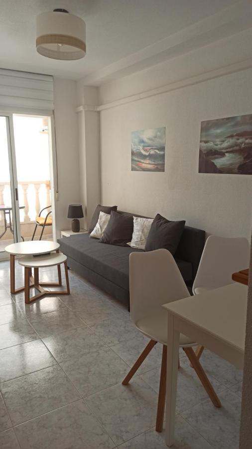 Apartment Only 250M From The Beach Los Locos Torrevieja Exterior foto